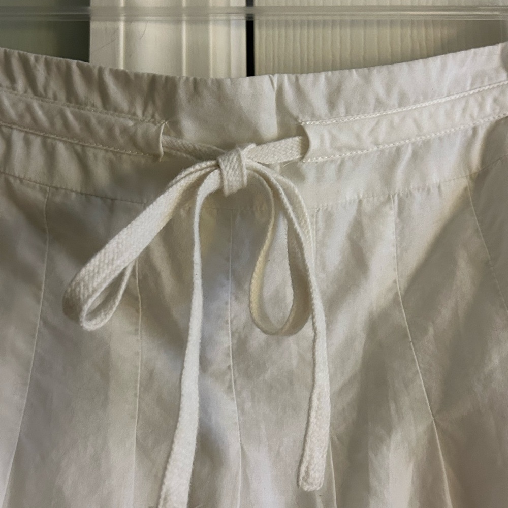 White Skirt with Embroidered Hem - Picture 3 of 11